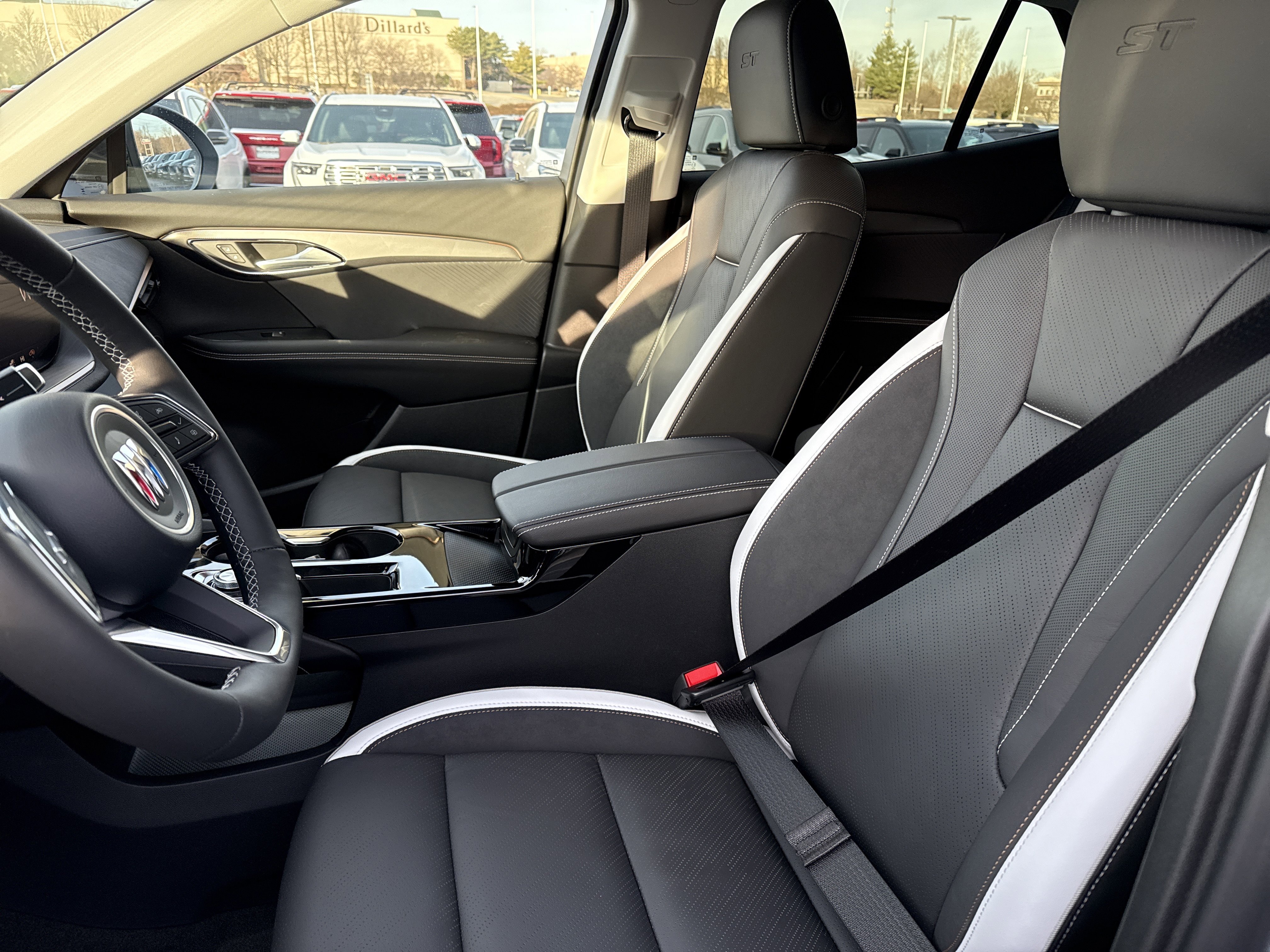 New 2026 Iridescent White Tricoat Buick Sport Touring image 5