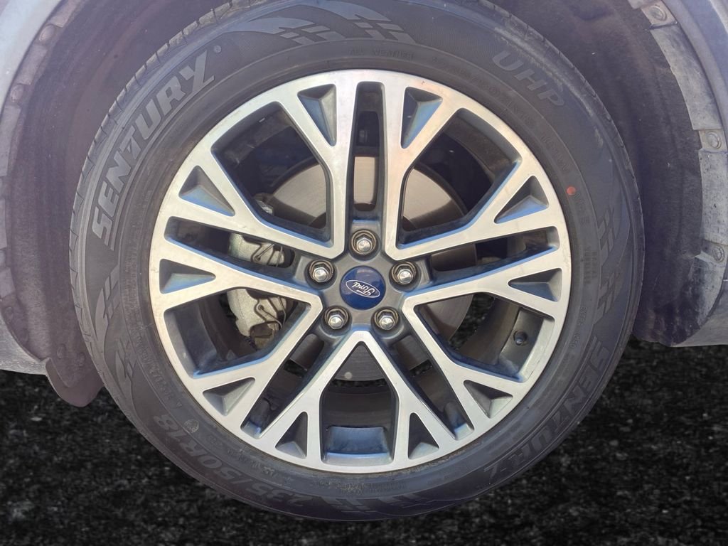 Used 2020 Blue Ford SEL image 26