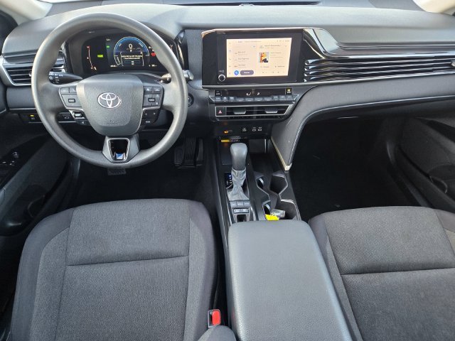 Used 2025  Toyota LE image 9