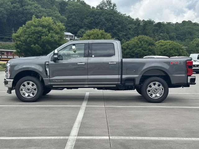 New 2026 Carbonized Gray Metallic Ford F-250® Lariat® image 17