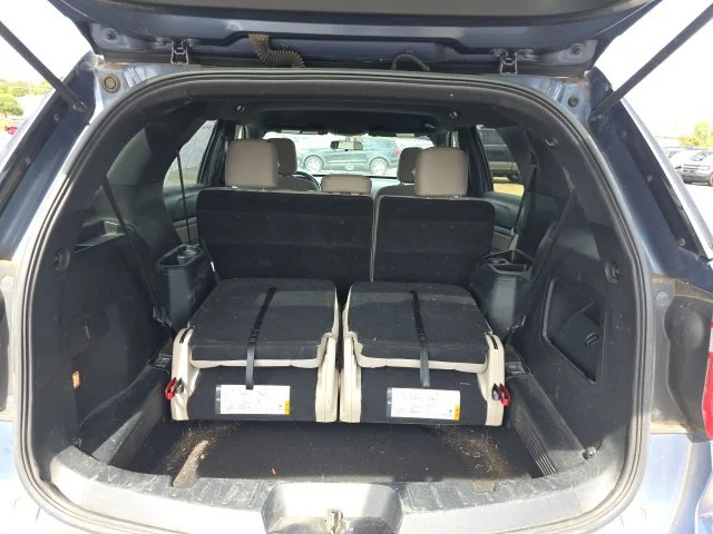 Used 2018 Blue Ford XLT image 11