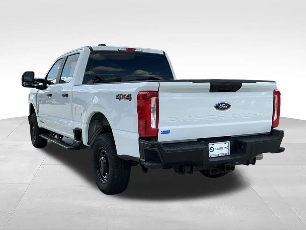 Used 2026 White Ford XL image 6