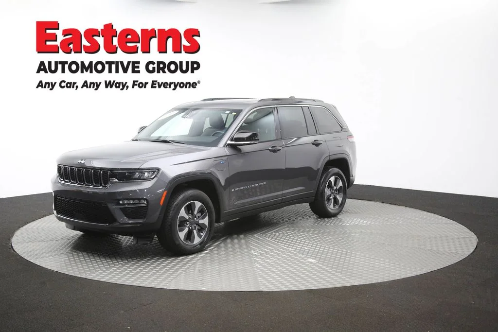 Used 2024 Gray Jeep 4xe image 60