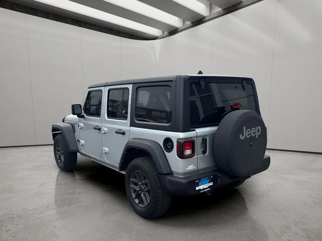 Used 2024 Silver Zynith Clearcoat Jeep Sport S image 3