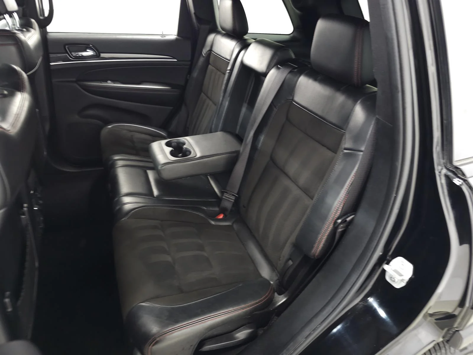 Used 2020 Black Jeep Trailhawk image 31
