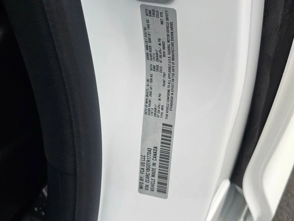 2026 Chrysler Pacifica Select - Photo 40