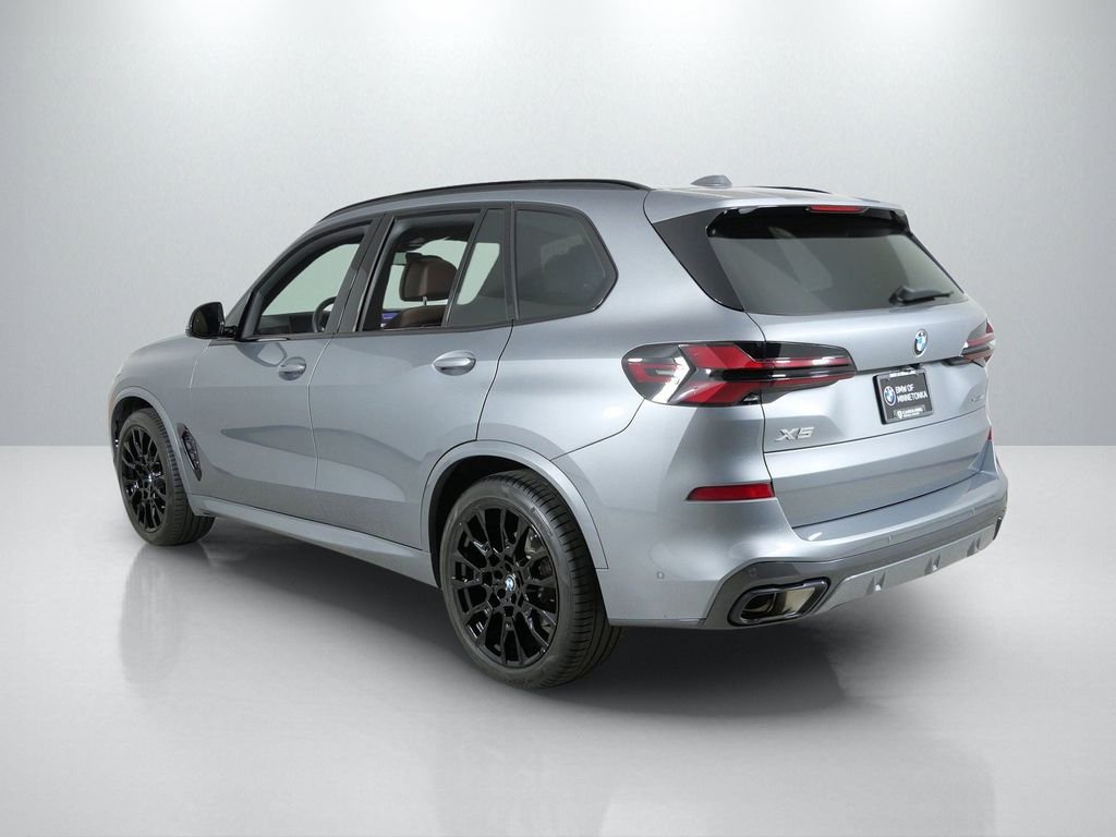 Certified Used 2024 Skyscraper Grey Metallic BMW xDrive40i image 17