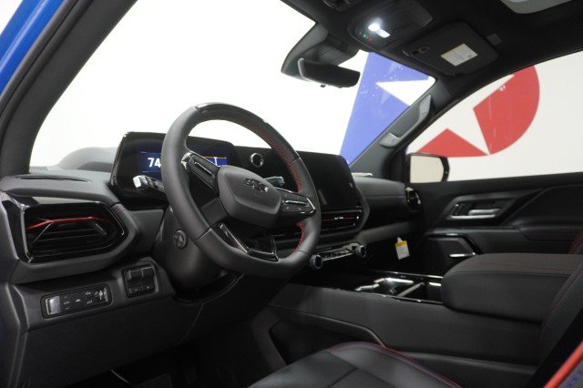 2025 Chevrolet Silverado EV RST - Photo 20