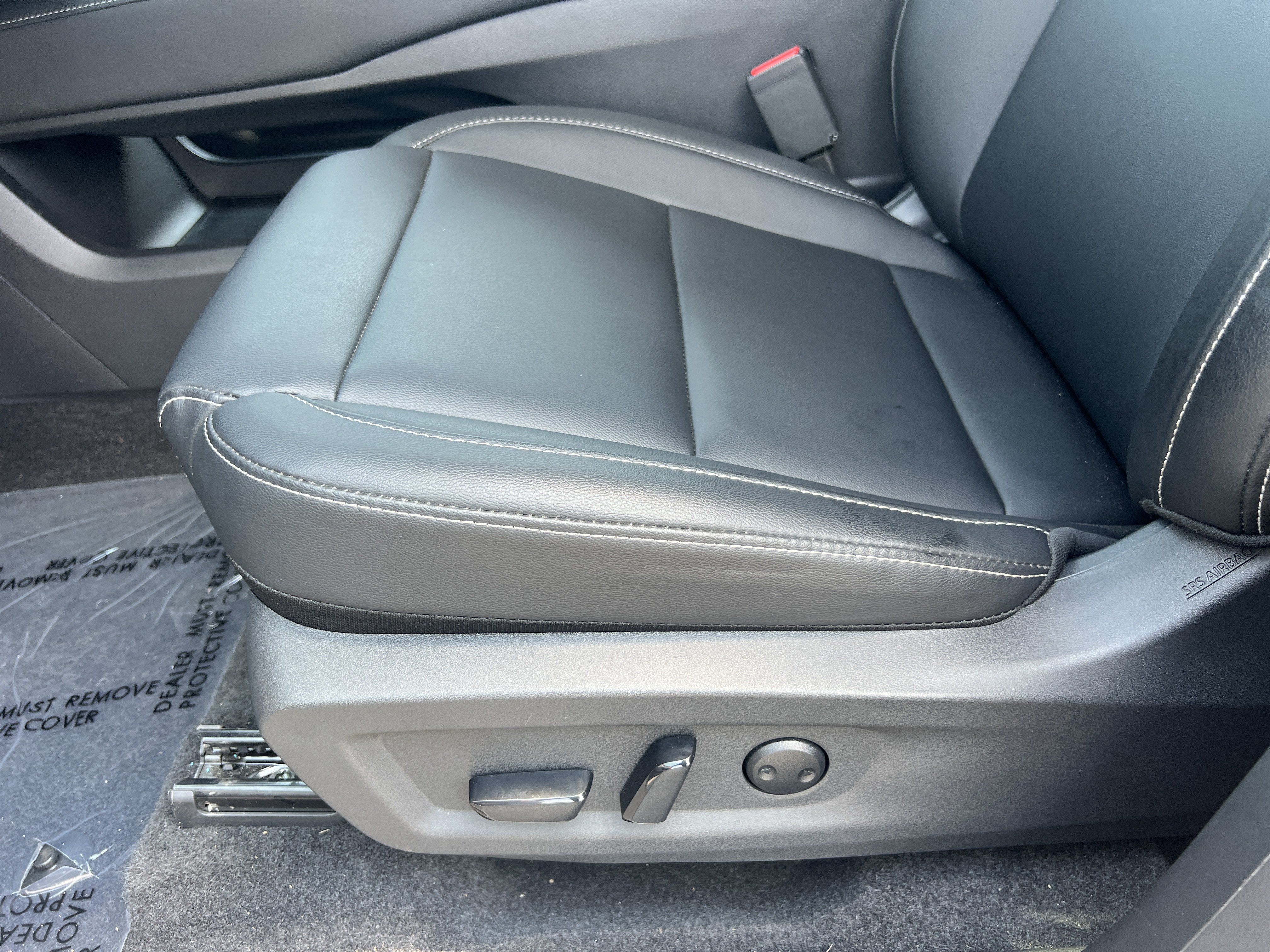 Used 2025 Gun Metallic Nissan SL image 22