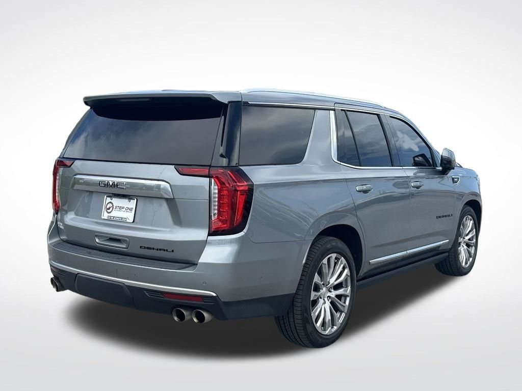 Used 2023 Silver GMC Denali image 7