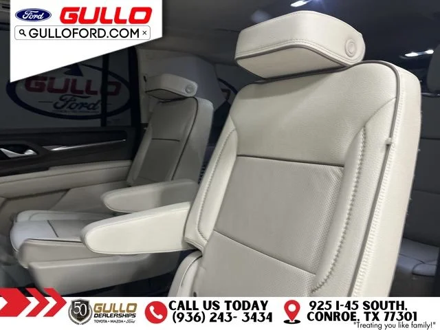 Used 2022 White Frost Tri-Coat GMC Denali image 13