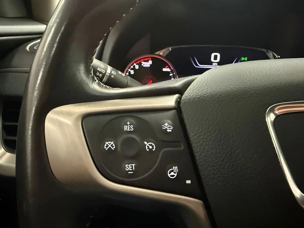 Used 2022 Black GMC Denali image 18