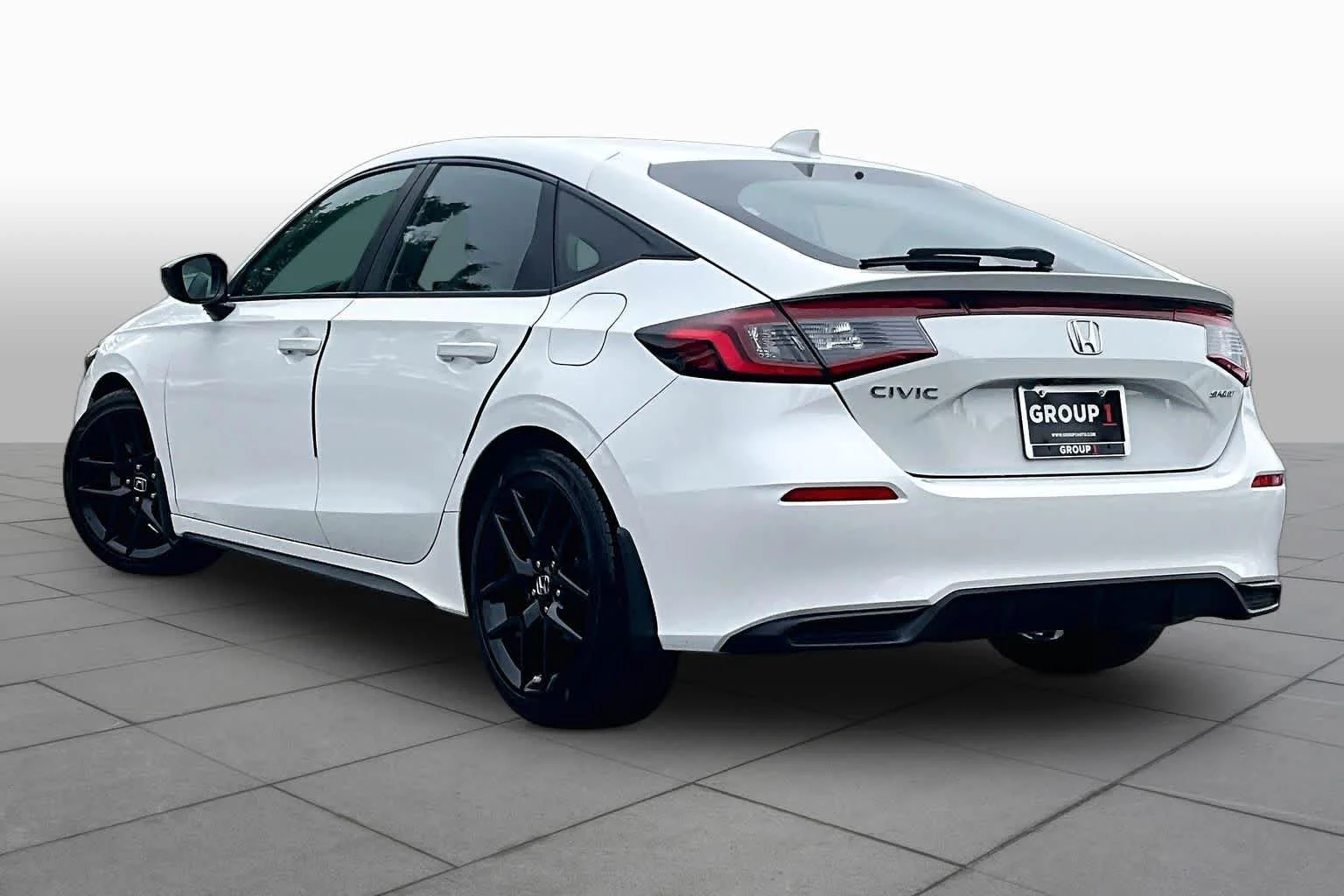 Used 2023 Platinum White Pearl Honda Sport image 12