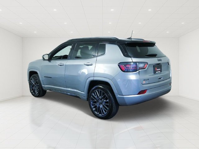Used 2023 Silver Jeep High Altitude image 5