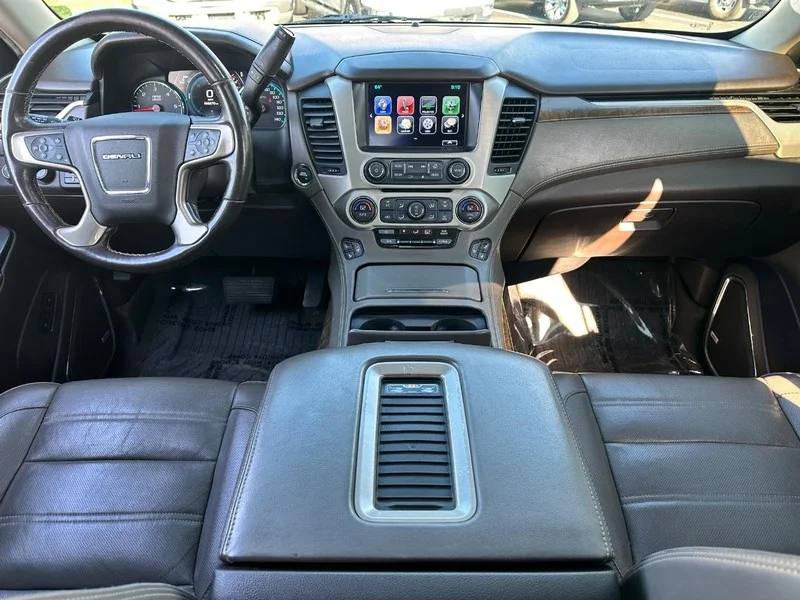 Used 2019 Dark Sapphire Blue Metallic GMC Denali image 16