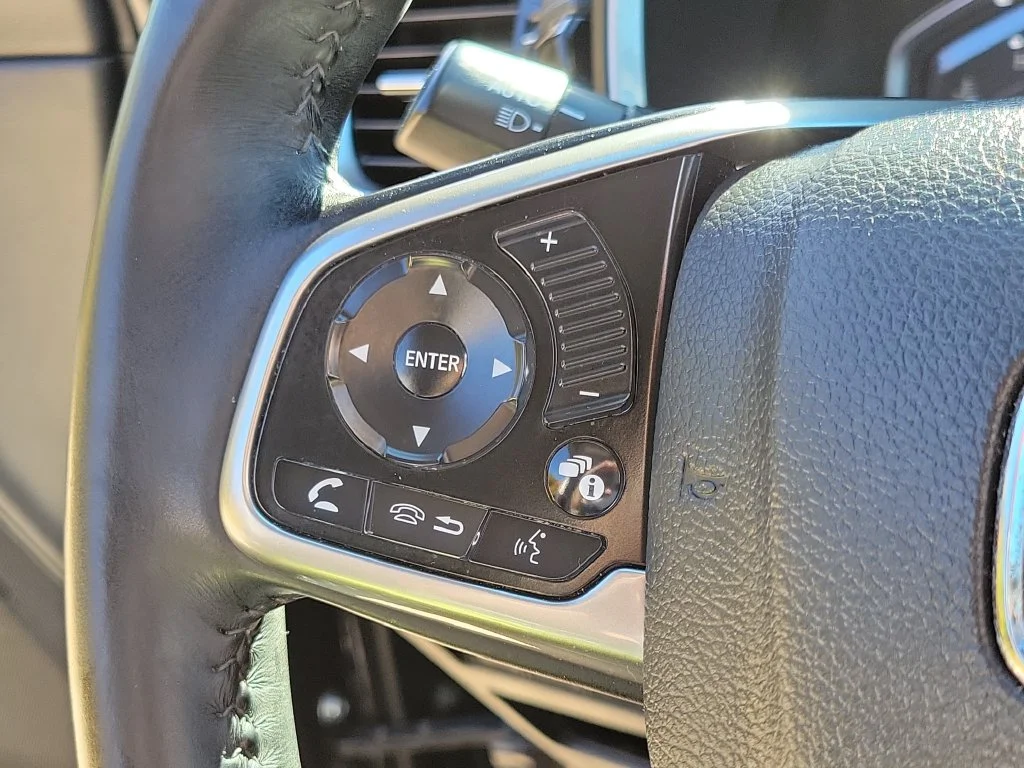 Used 2018 Black Honda EX-L image 23