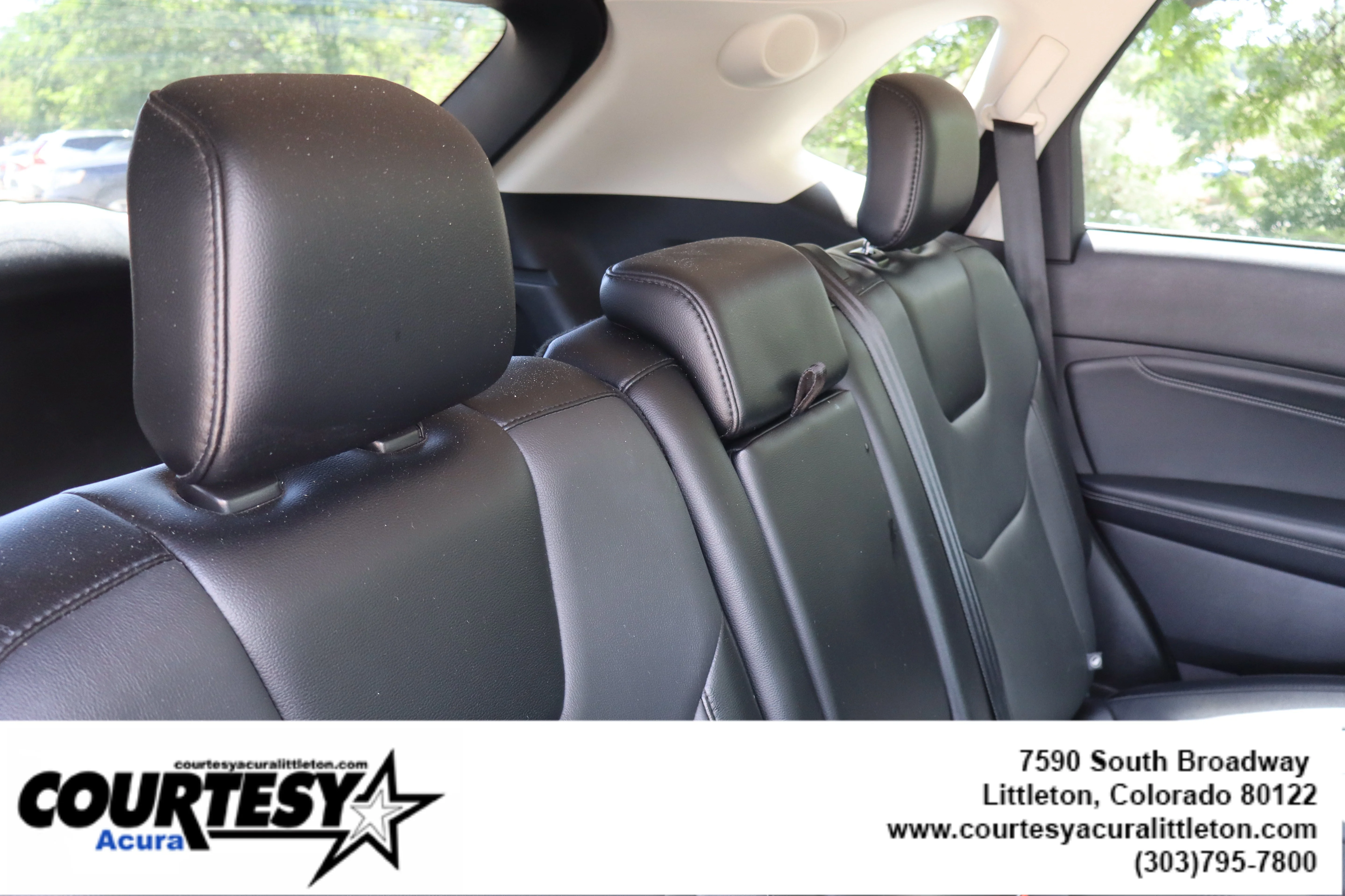 Used 2018 Silver Ford Titanium image 30