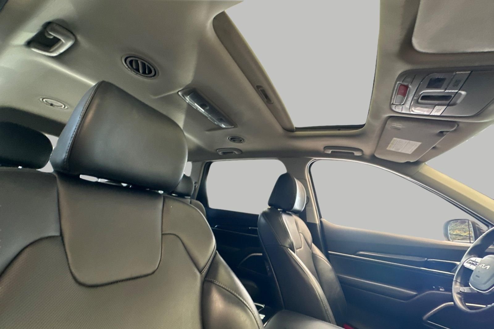 Used 2024 Gray Kia S image 17
