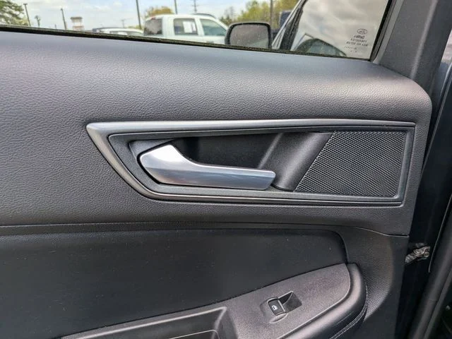 Used 2024 Blue Ford SE image 24