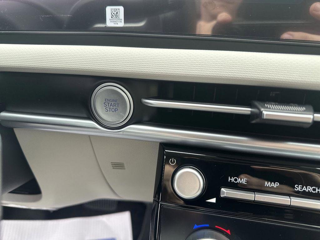 New 2026 Creamy White Pearl Hyundai SEL AWD image 19