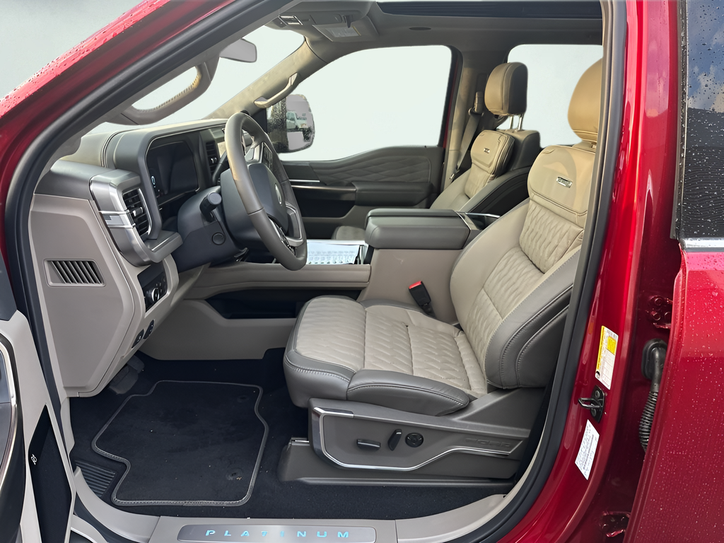 2025 Ford F-250 Super Duty Platinum - Photo 12