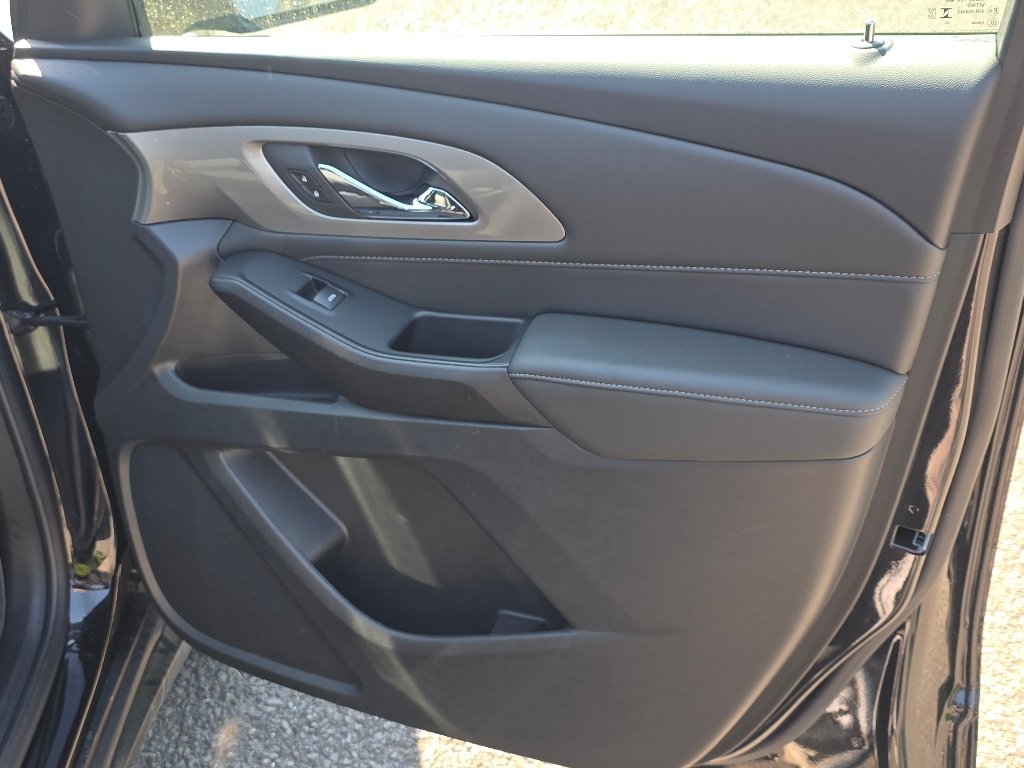 Used 2023 Mosaic Black Metallic Chevrolet LT image 20