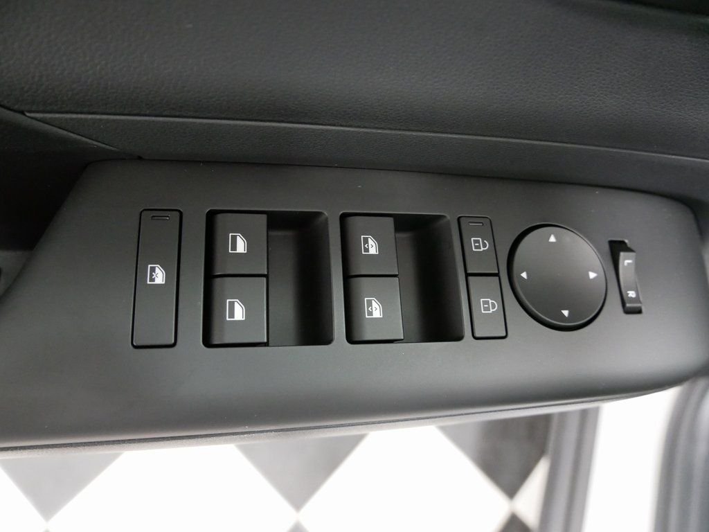 Certified Used 2026 White Hyundai SEL Sport image 9