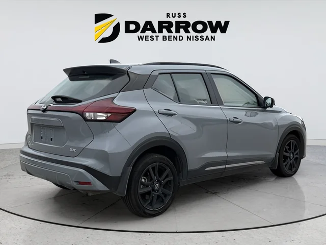 Used 2023 Gray Nissan SR image 5
