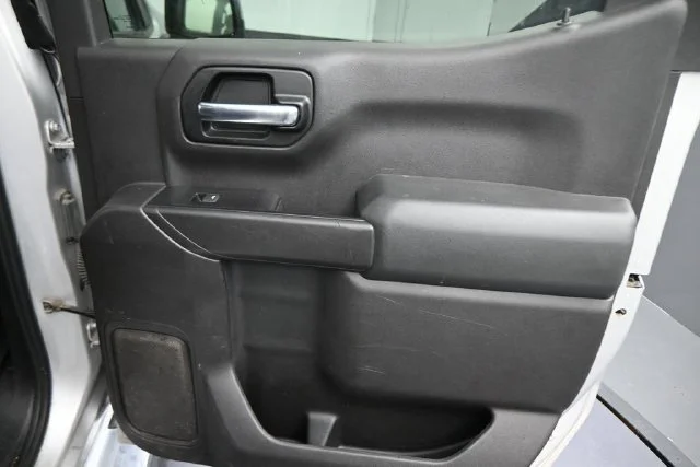 Used 2020 Silver Chevrolet LT image 15