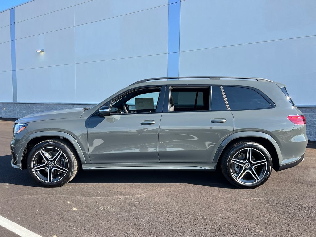 New 2026 MANUFAKTUR Silicon Grey Mercedes-Benz GLS450 image 4