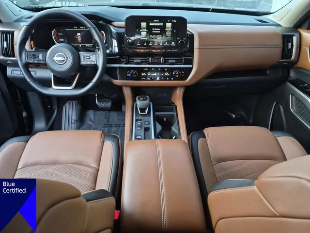 Used 2025 Black Nissan Platinum image 32