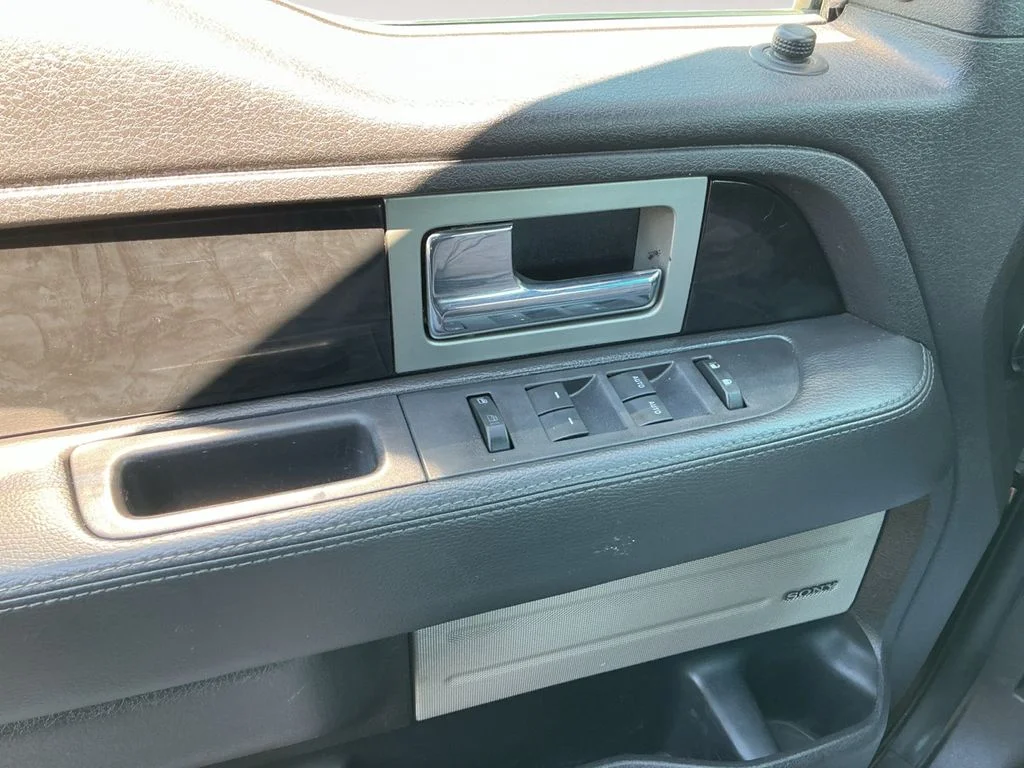 Used 2011 Gray Ford  image 10