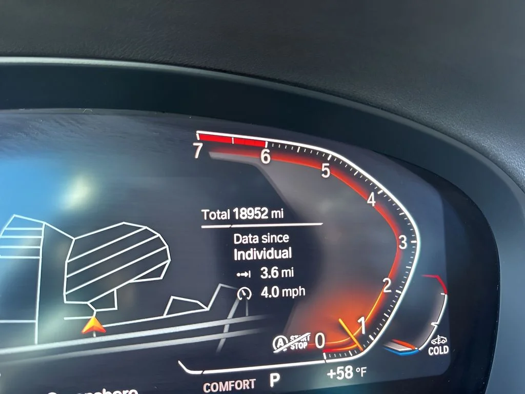Used 2024 Gray BMW xDrive30i image 26