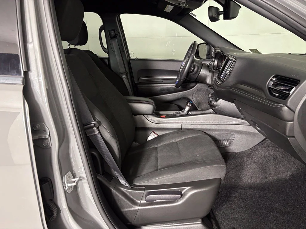 Used 2022 Gray Dodge SXT image 38