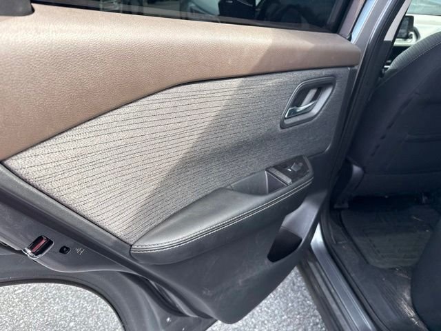 Used 2021 Gray Nissan SV image 23