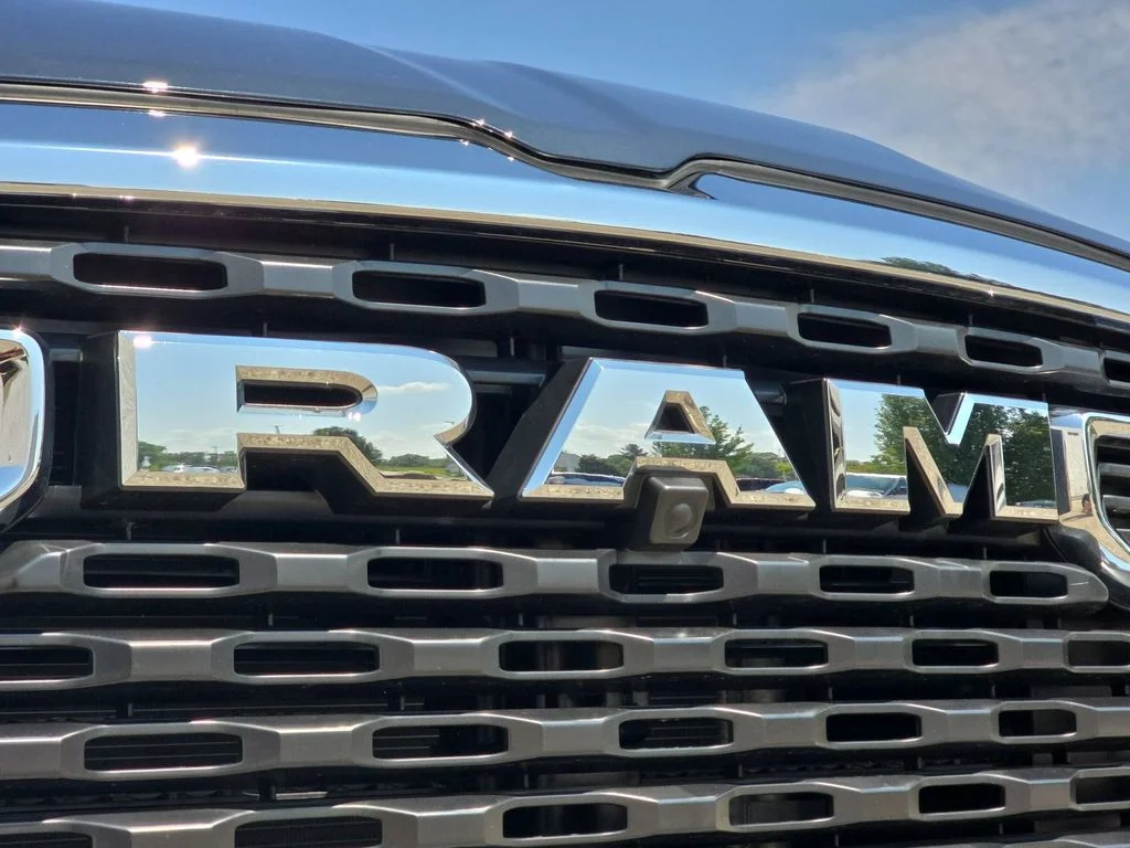 Used 2025 Blue Ram Big Horn/Lone Star image 32
