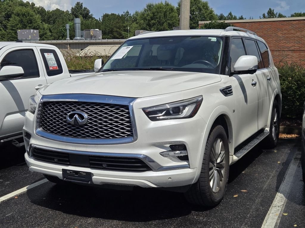 Used 2018 White INFINITI Base image 3