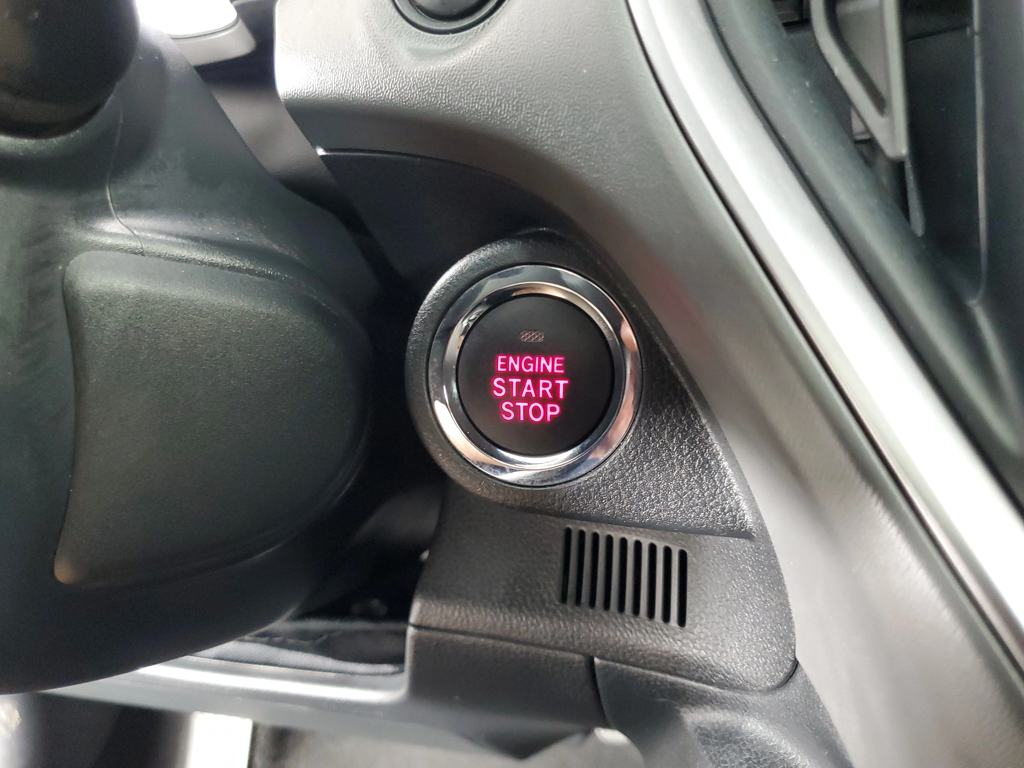 Certified Used 2025 Crystal White Pearl Subaru Premium image 23