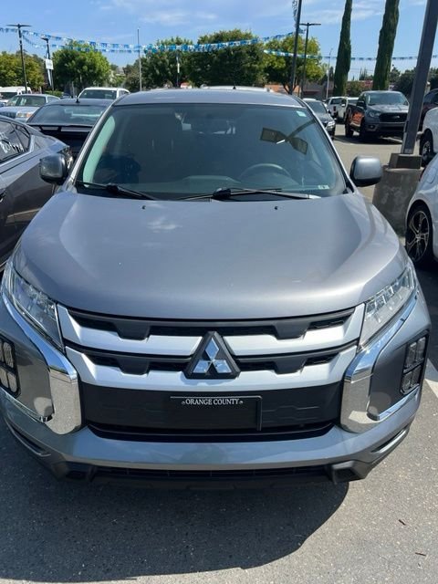 Used 2020 Gray Mitsubishi 2.0 SP image 3