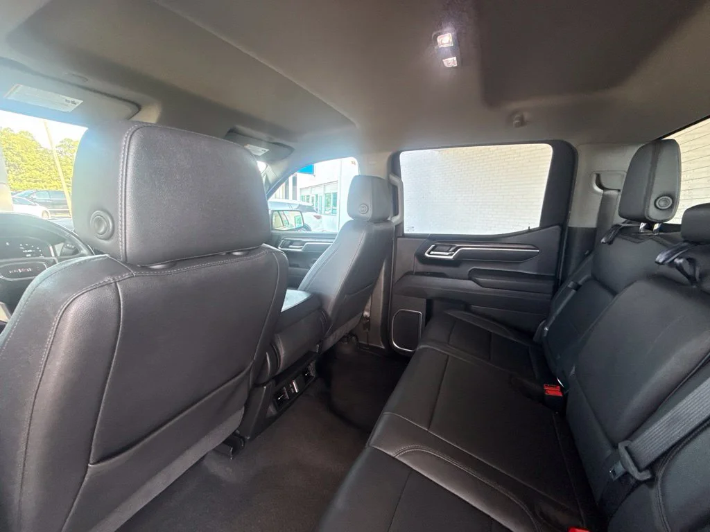 Used 2025 Summit White GMC SLT image 41