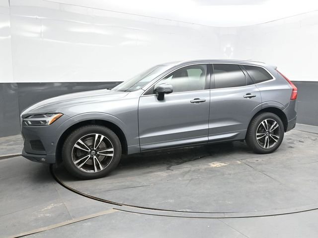 Used 2019 Gray Volvo T6 Momentum image 3