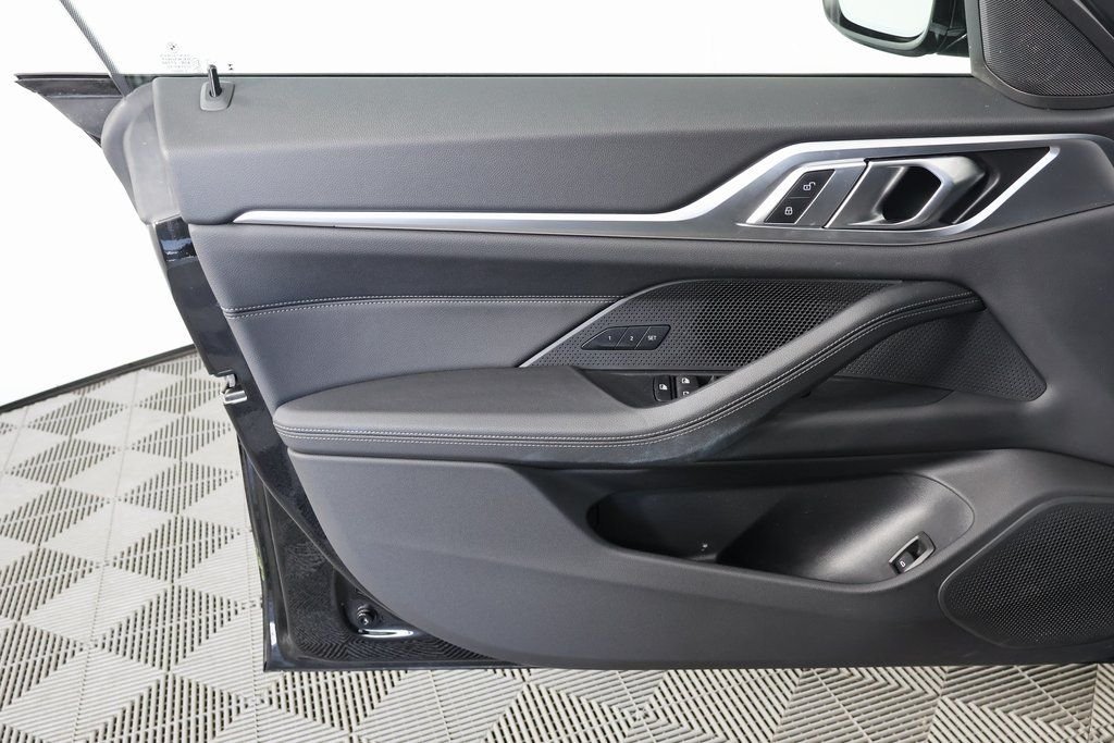 Used 2023 Jet Black BMW eDrive40 image 12
