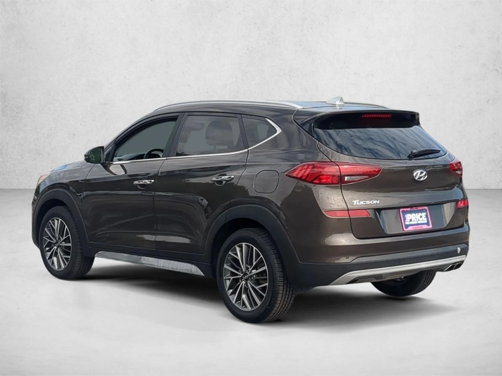 Used 2019 Sage Brown Hyundai Limited image 8