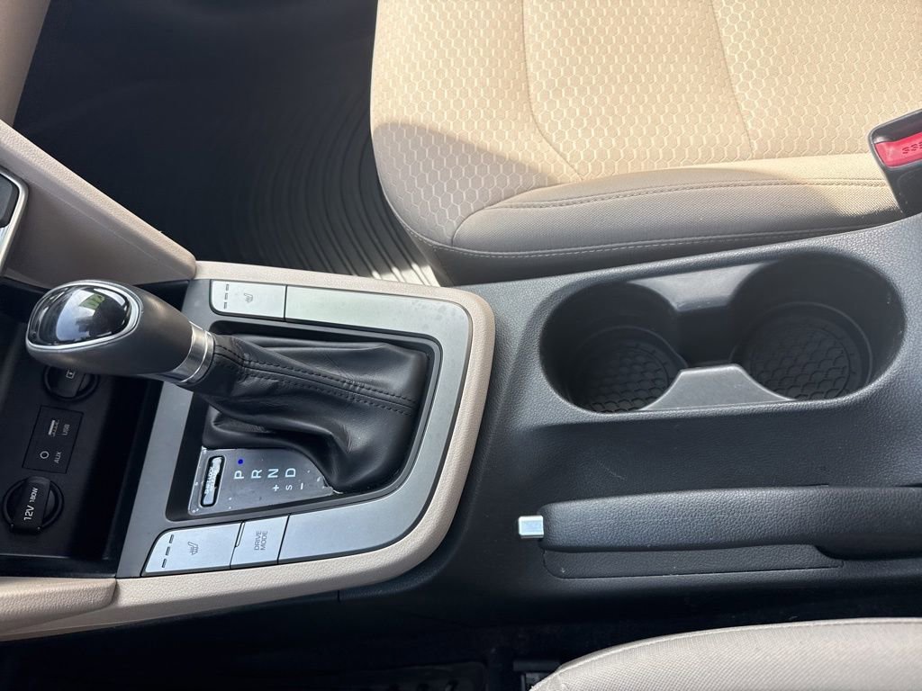 Used 2020 Phantom Black Hyundai Value Edition image 20