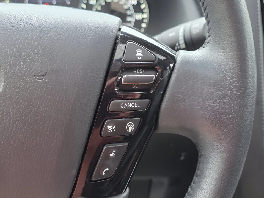 Used 2023 Gun Metallic Nissan SL image 23