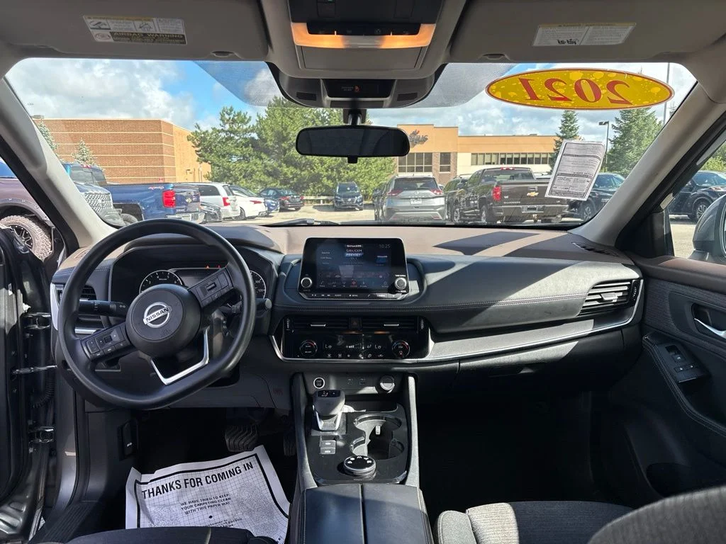 Used 2021 Gray Nissan SV image 14