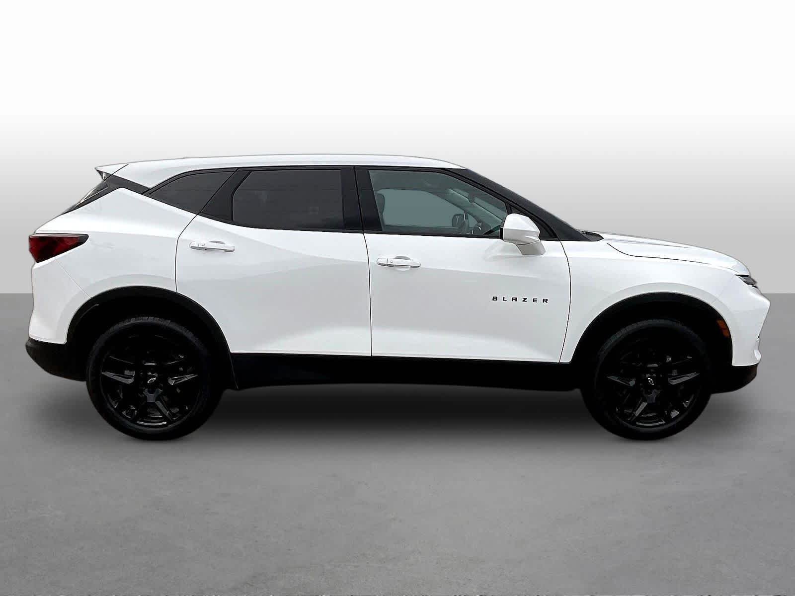 2024 Chevrolet Blazer 2LT - Photo 8