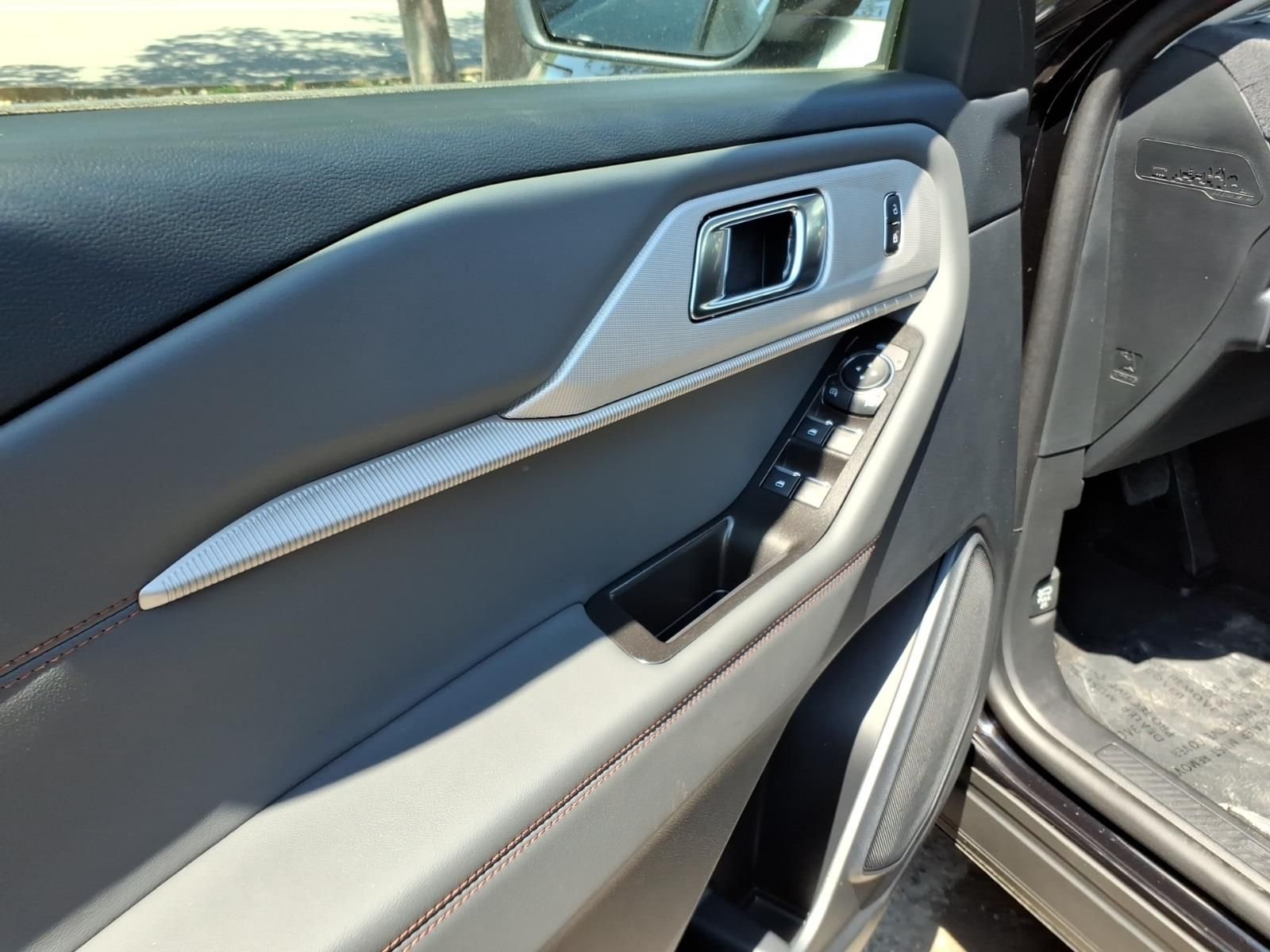 New 2026 Agate Black Metallic Ford Active image 7