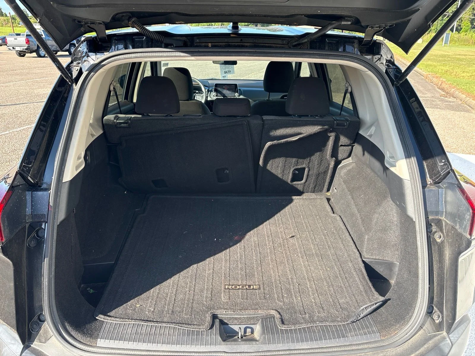 Used 2021 Black Nissan SV image 9