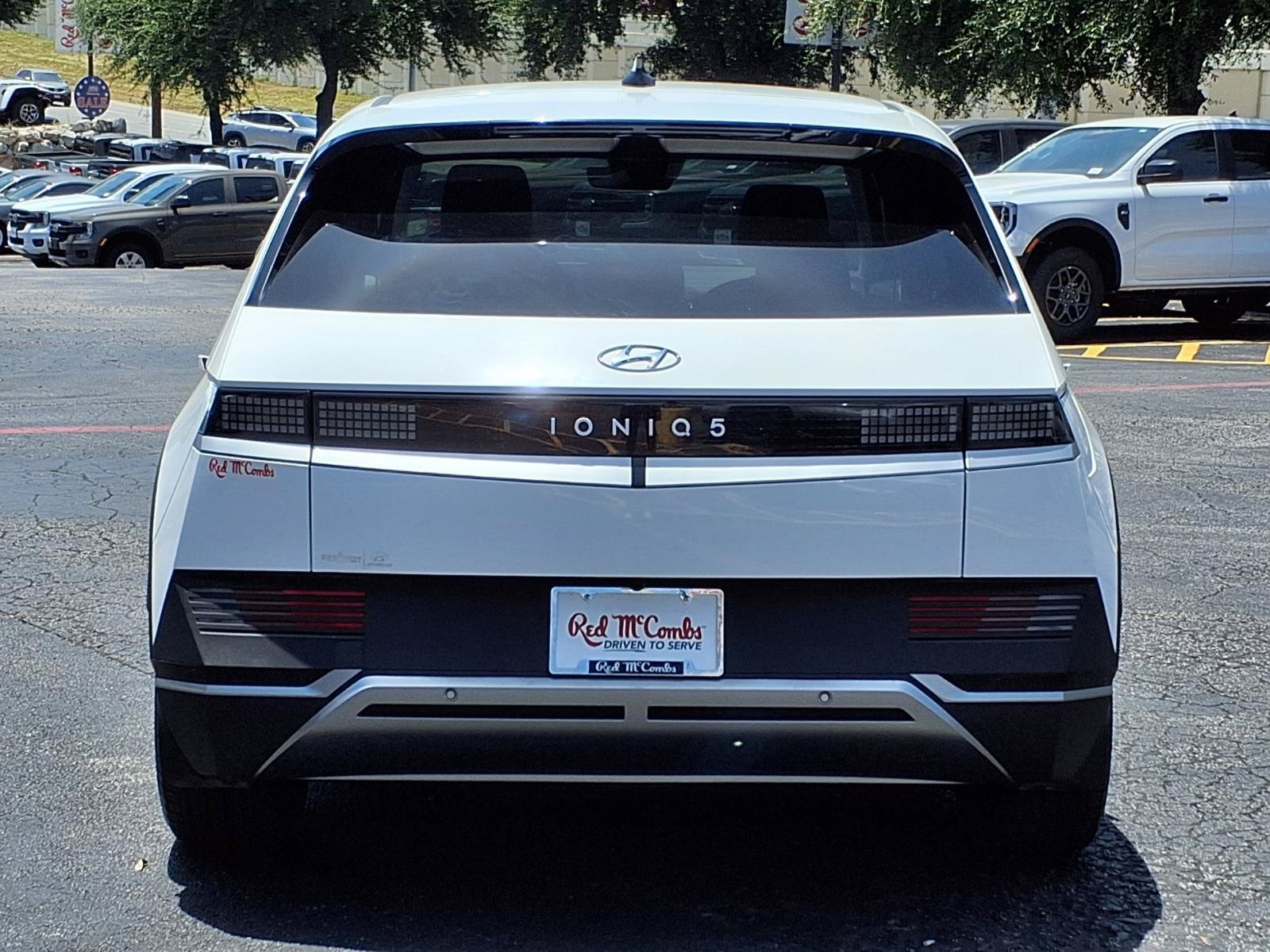 Used 2024 Atlas White Hyundai SEL image 6